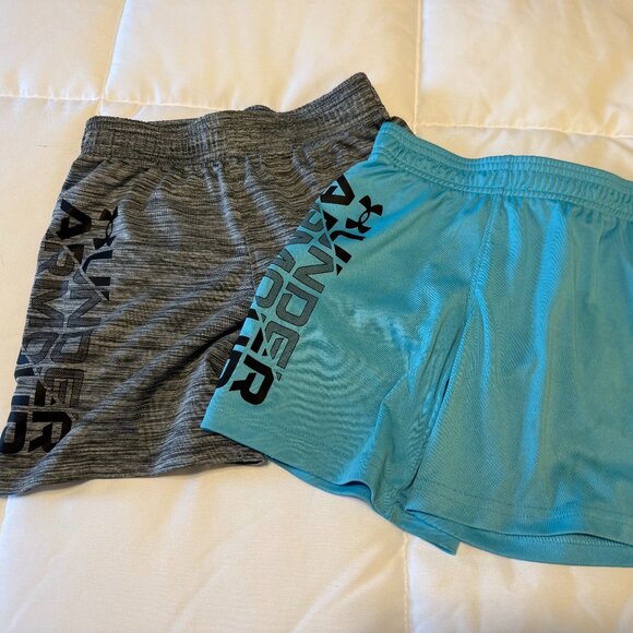 Under Armour (2 Set) Shorts - Picture 1 of 5